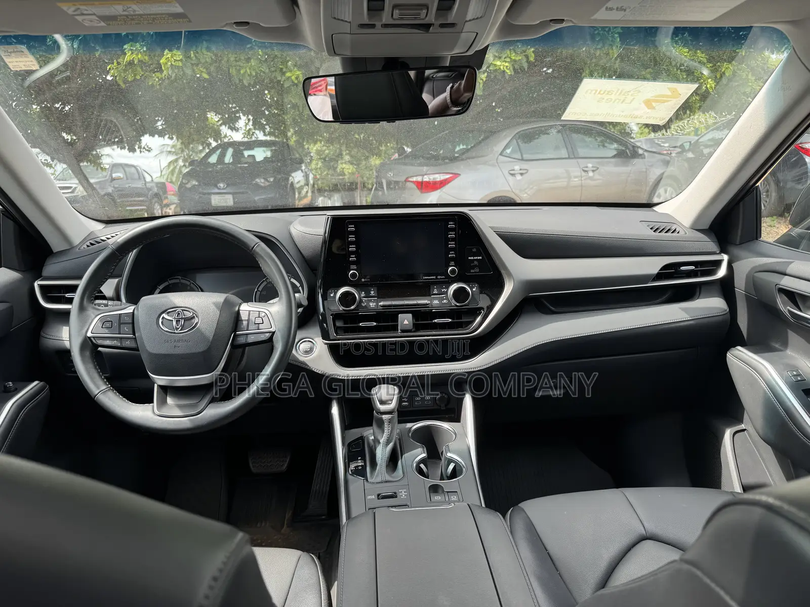 Toyota Highlander XLE 2022 Black