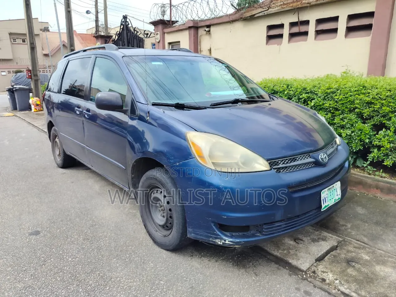 Toyota Sienna 2005 Blue
