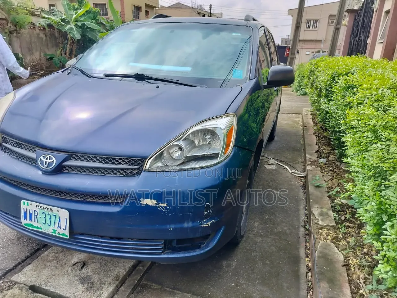 Toyota Sienna 2005 Blue