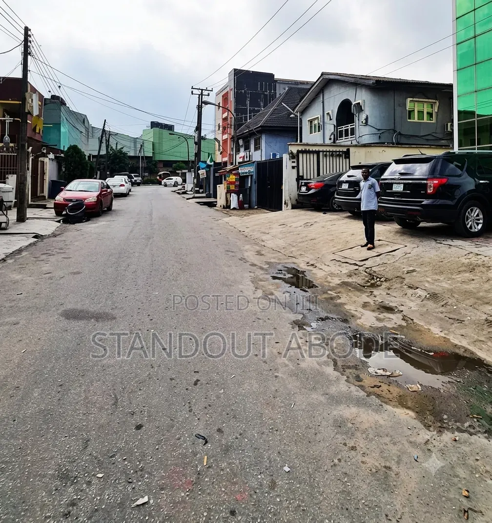 This Building Is Suitable for Hotel, Office Space, Hospital for Sale