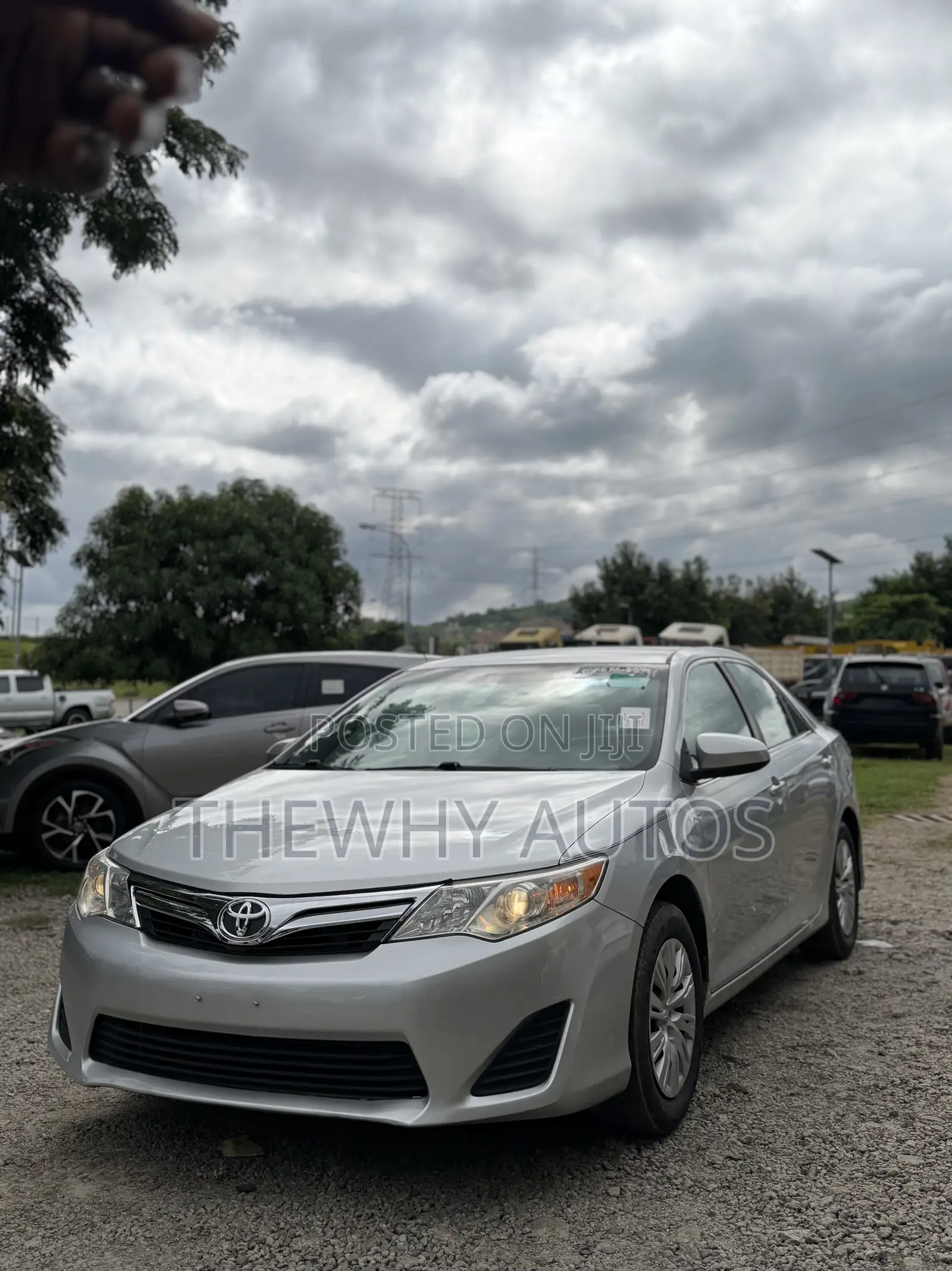 Toyota Camry LE 4dr Sedan (2.5L 4cyl 6A) 2013 Silver