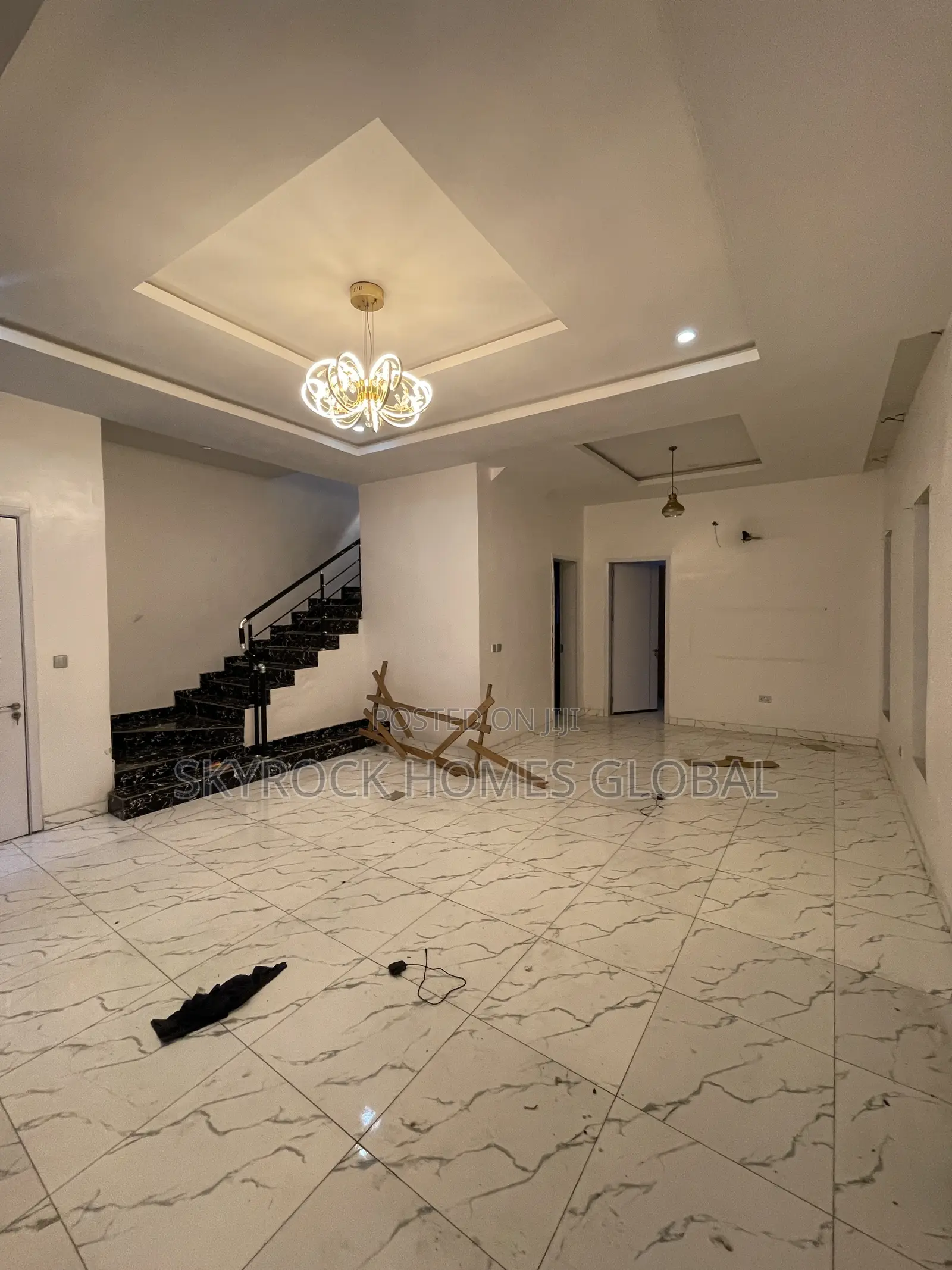 4bdrm Duplex in Ikota for rent