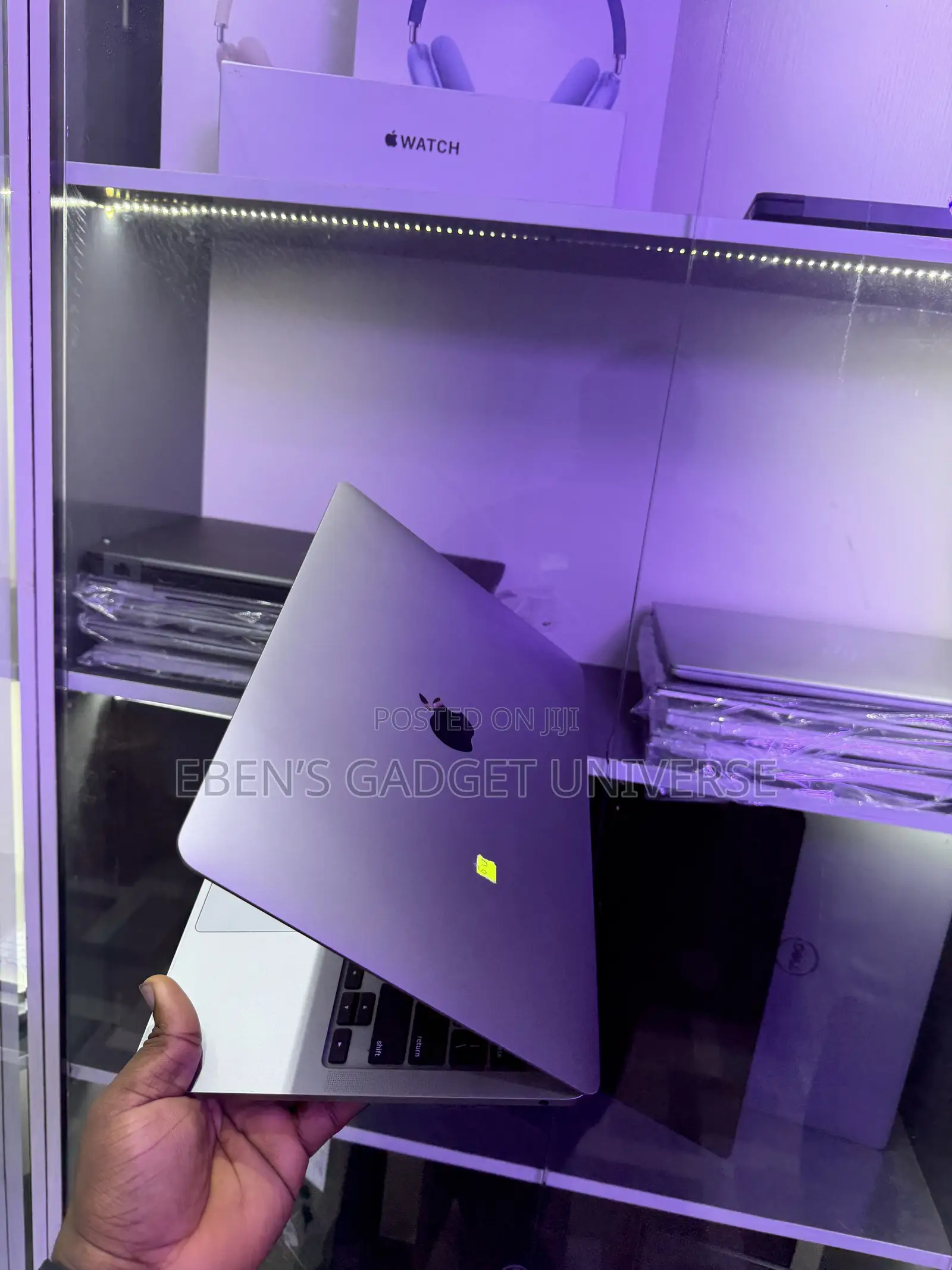 Laptop Apple MacBook Pro 2020 8GB Intel Core i5 SSD 256GB