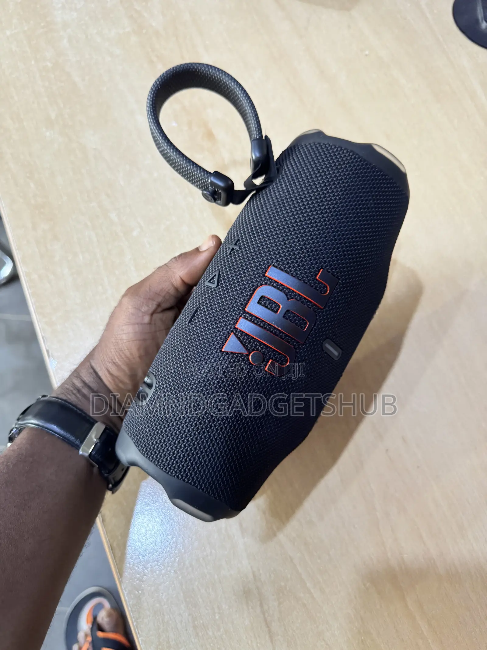JBL Charge 6