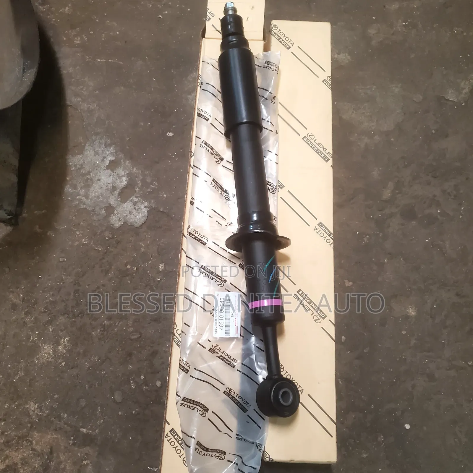 Original Front Shock Absorber for Toyota Prado, 4Runner, Tacoma,Hilux