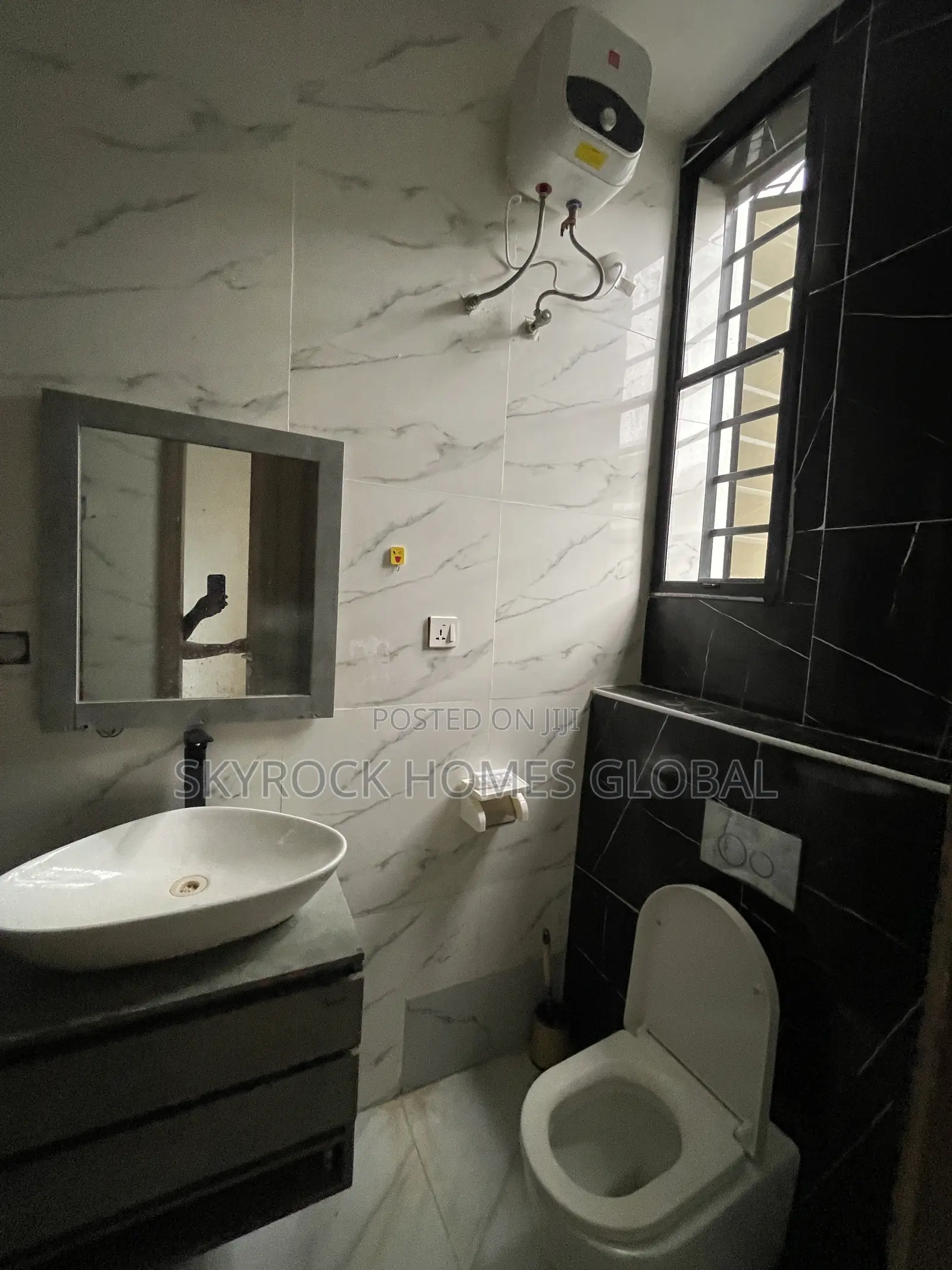 3bdrm Duplex in Ikota for rent
