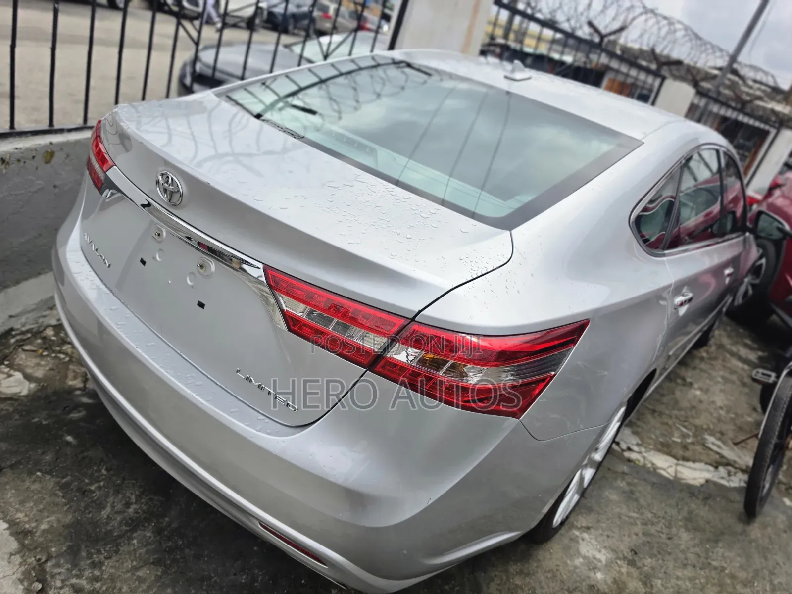 Toyota Avalon 2013 Silver