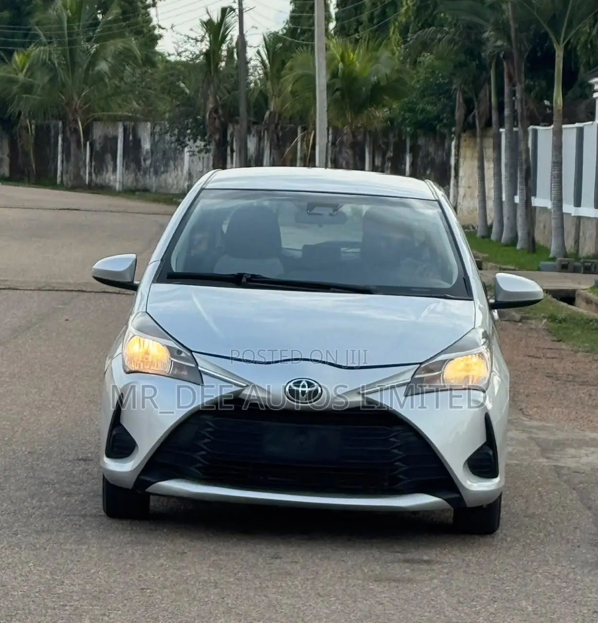 Toyota Yaris 2020 Silver