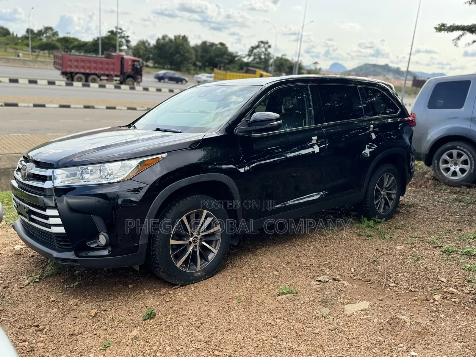 Toyota Highlander XLE 2019 Black