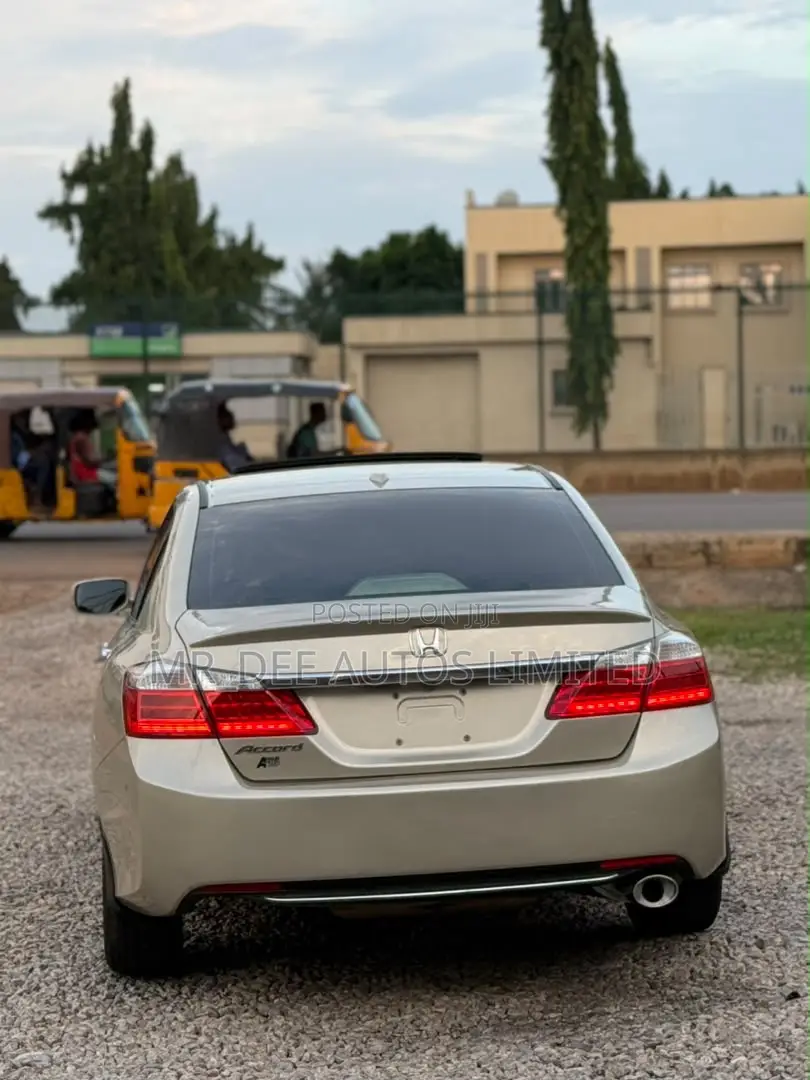 Honda Accord 2013 Gold