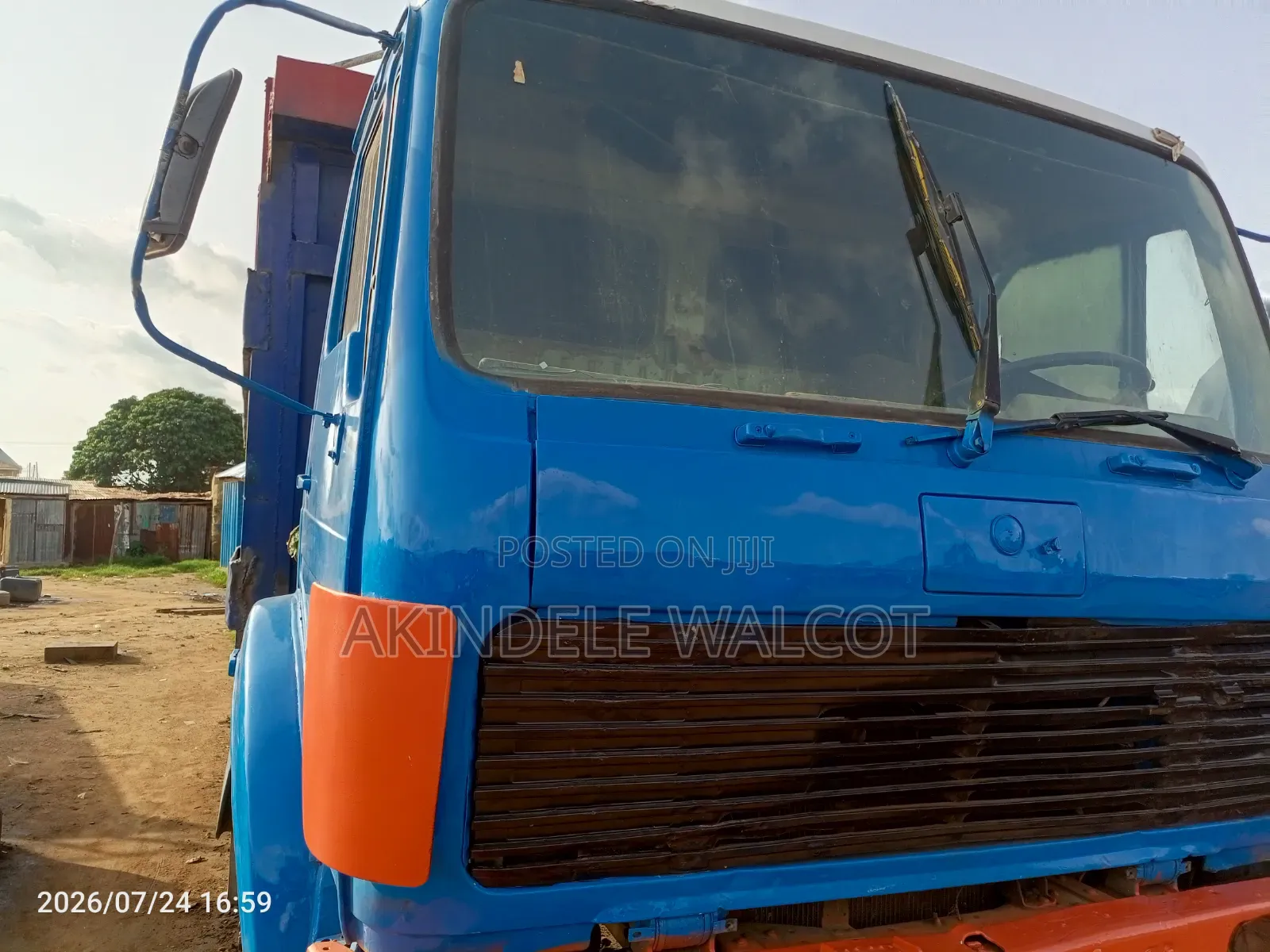 Mercedes Benz Truck