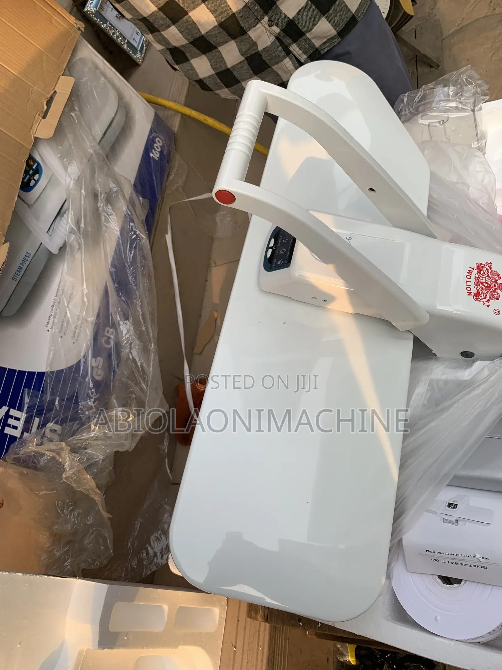 TWO LION 36-Inch Industrial Steam Press Machine