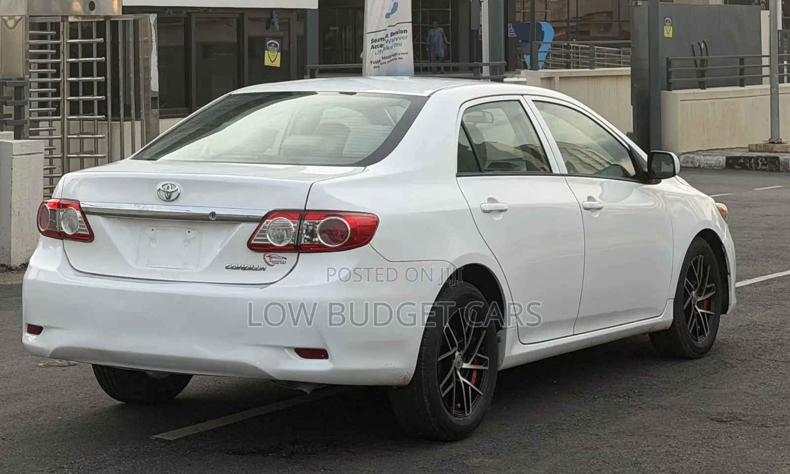 Toyota Corolla 2013 White
