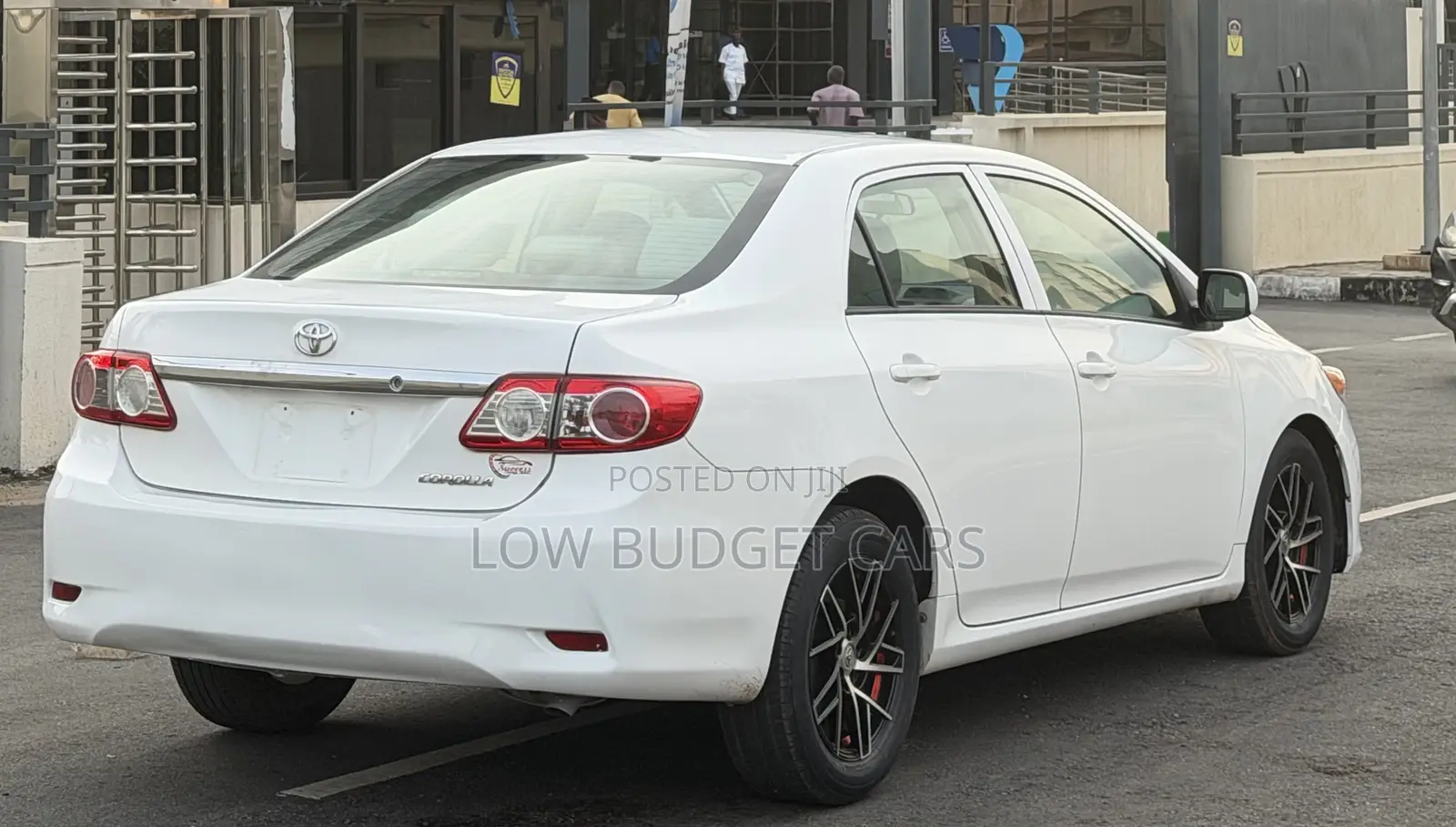 Toyota Corolla 2013 White