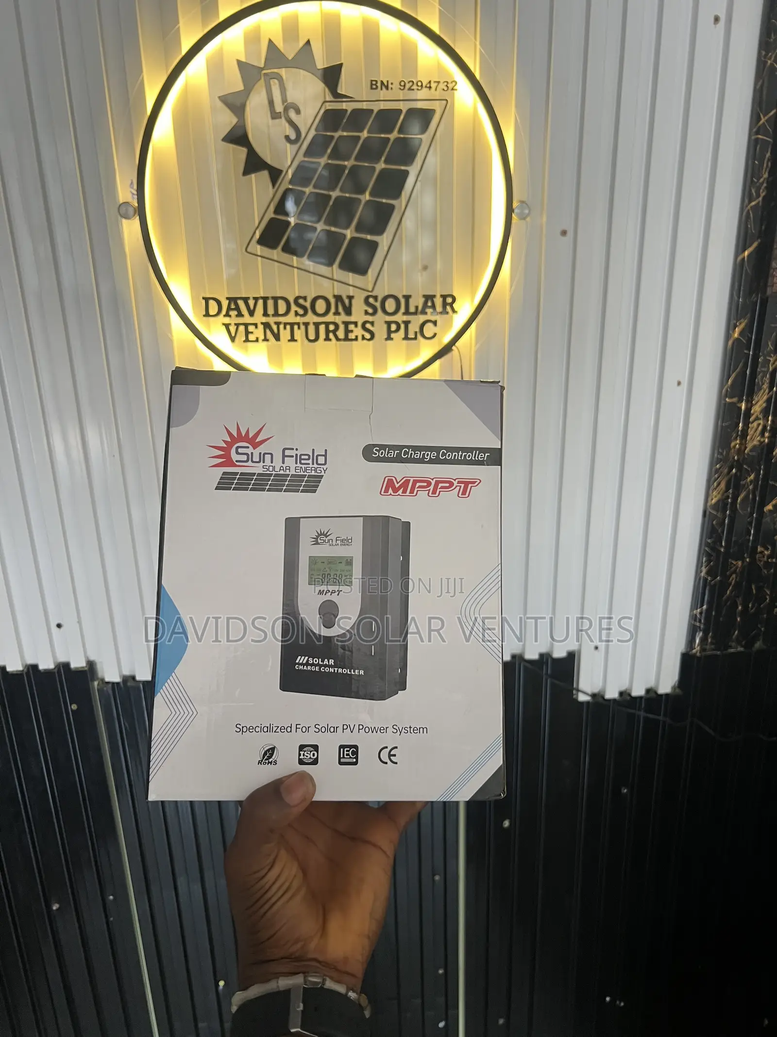 40A Sunfield MPPT Solar Charge Controller