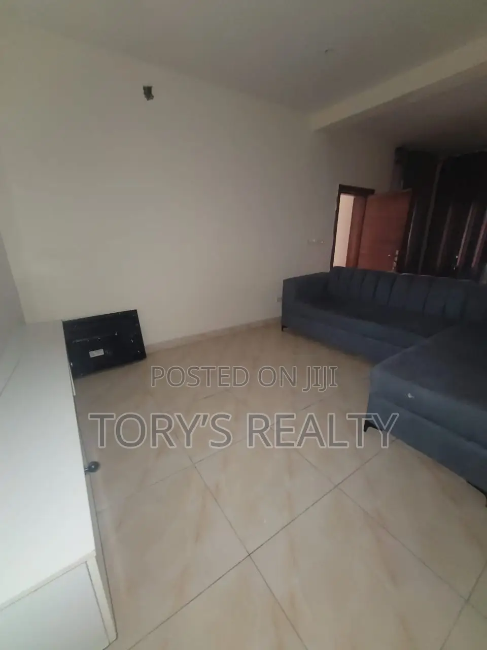 Mini Flat in Ikate for rent