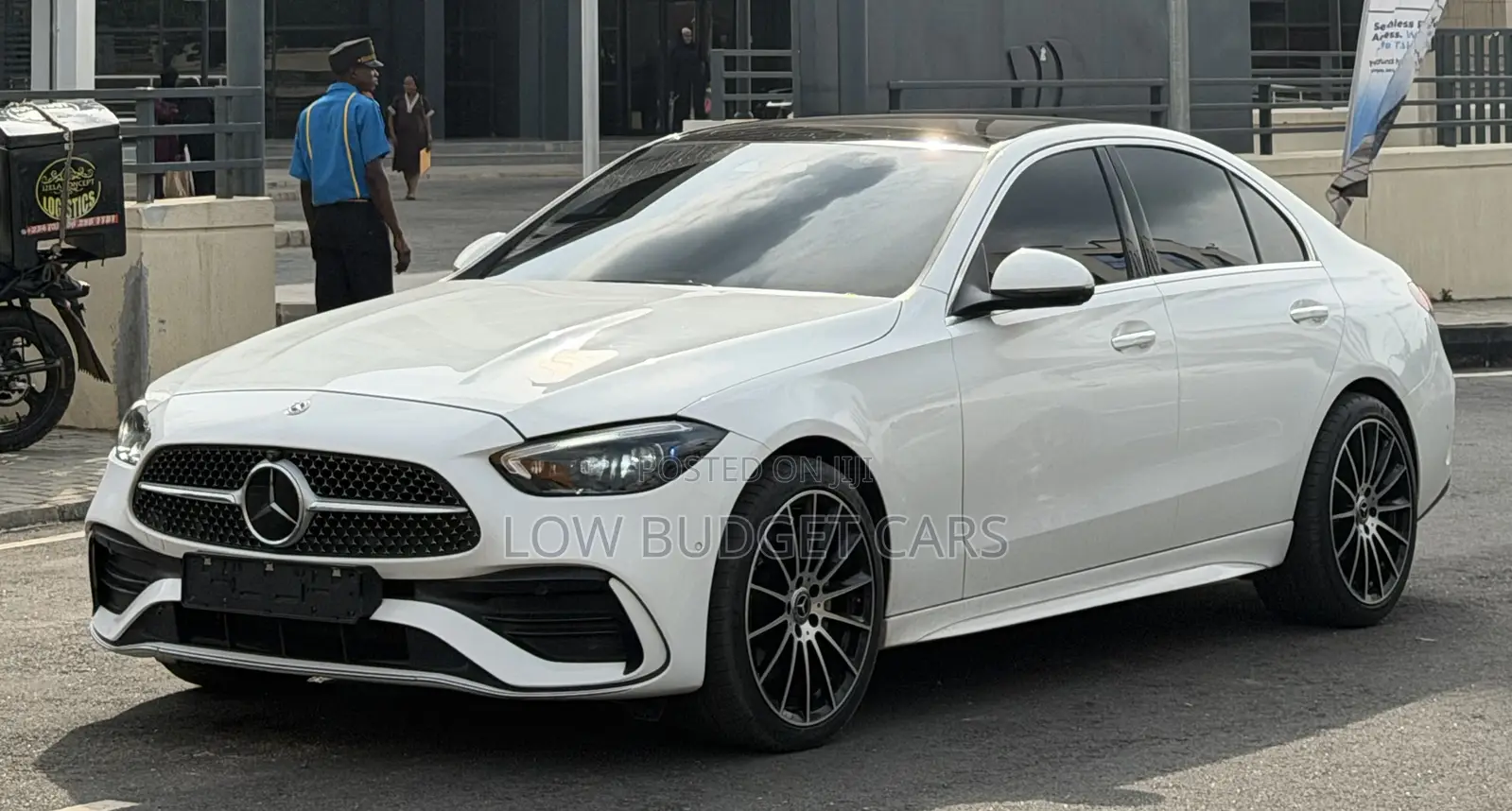 Mercedes-Benz C300 2023 White