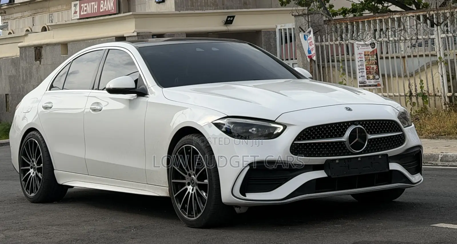 Mercedes-Benz C300 2023 White