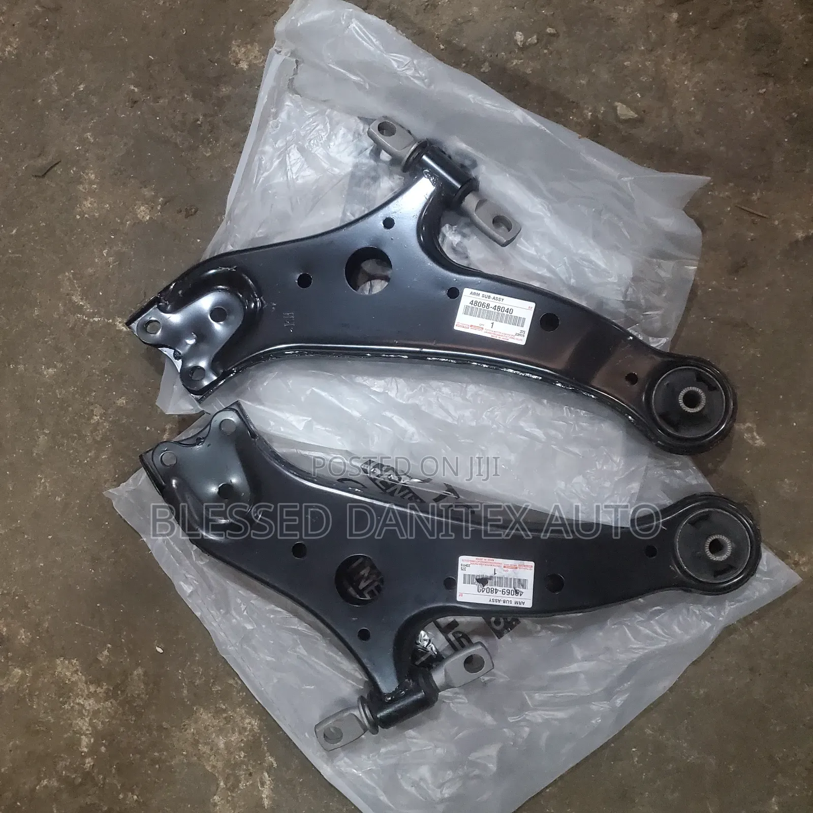 Original Lower Arm for Toyota Highlander 2008 / 2018