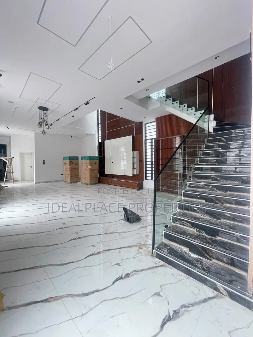 5bdrm Duplex in VGC / Ajah for sale