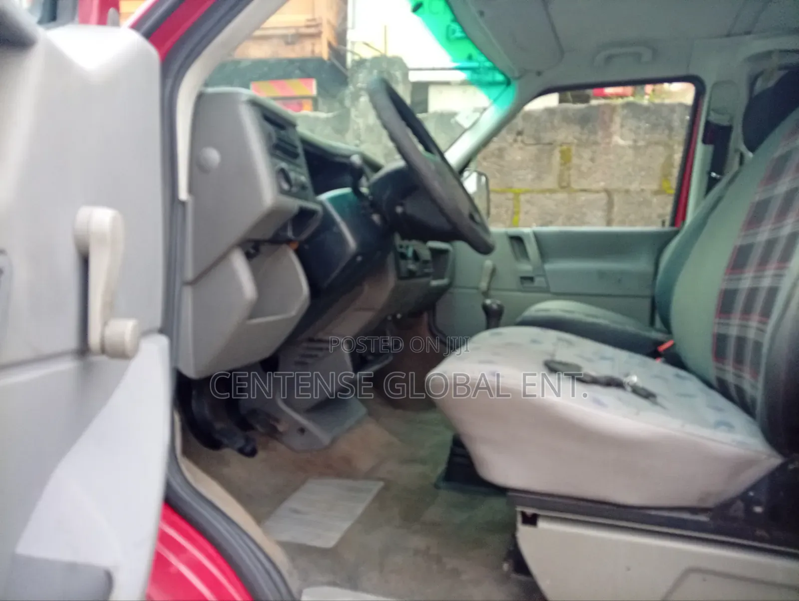 Volkswagen Transporter 2000 Red