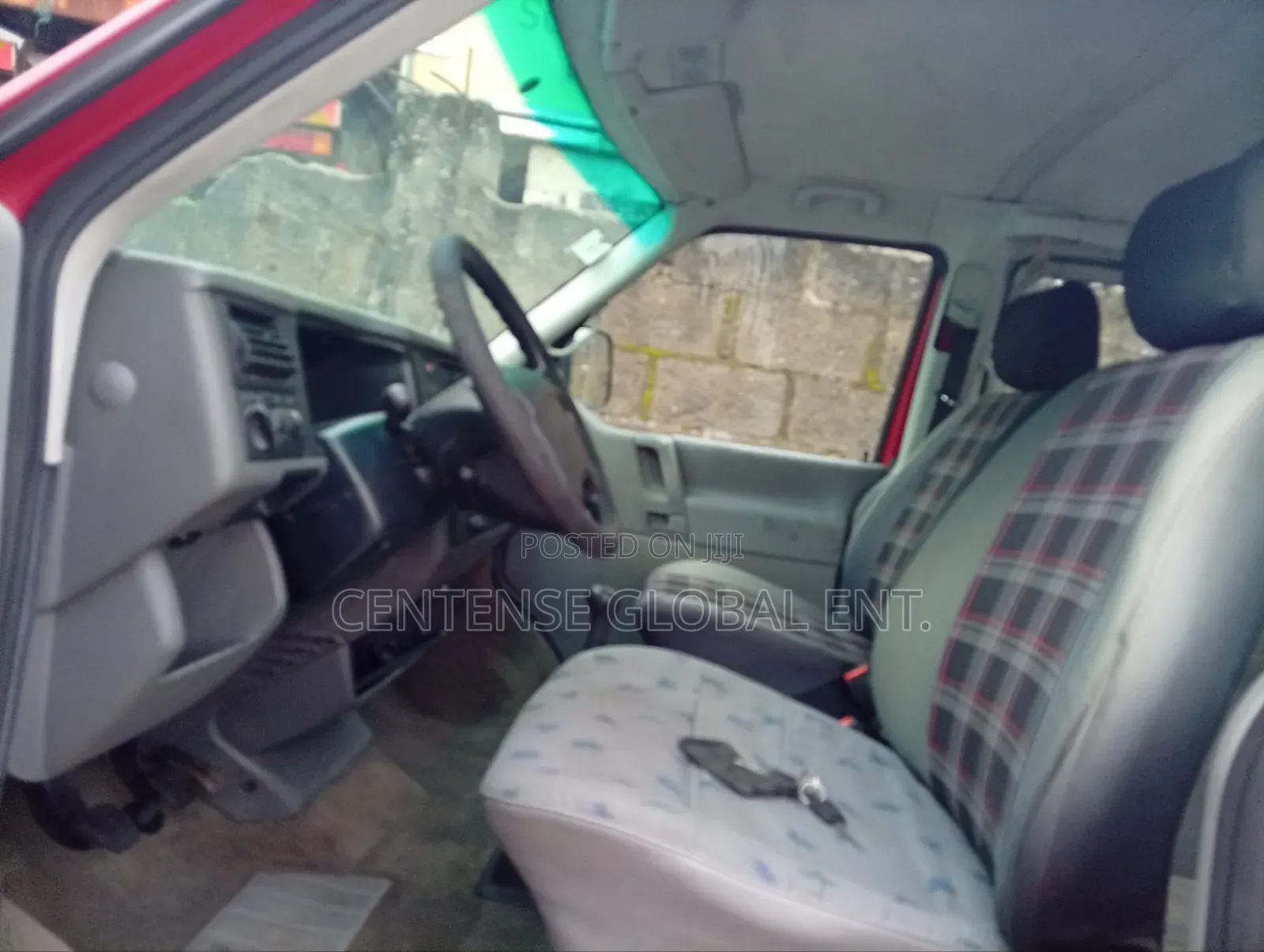 Volkswagen Transporter 2000 Red