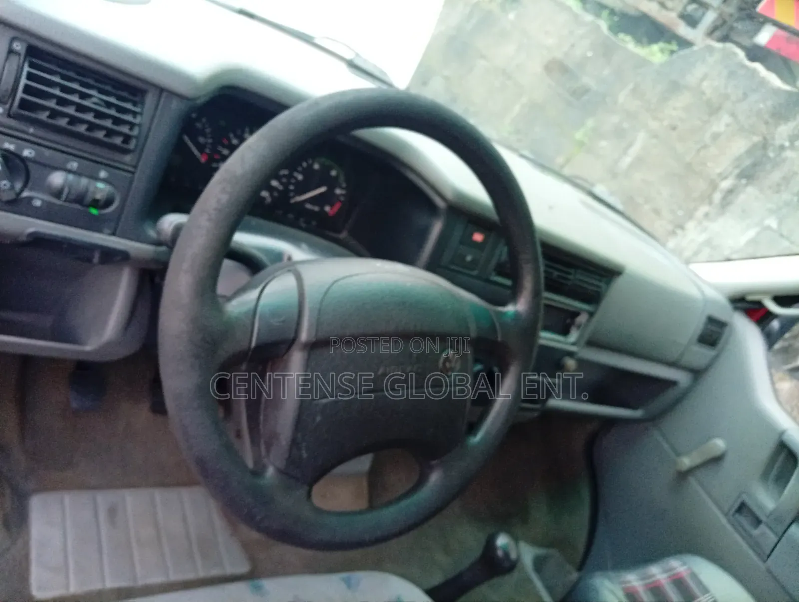 Volkswagen Transporter 2000 Red
