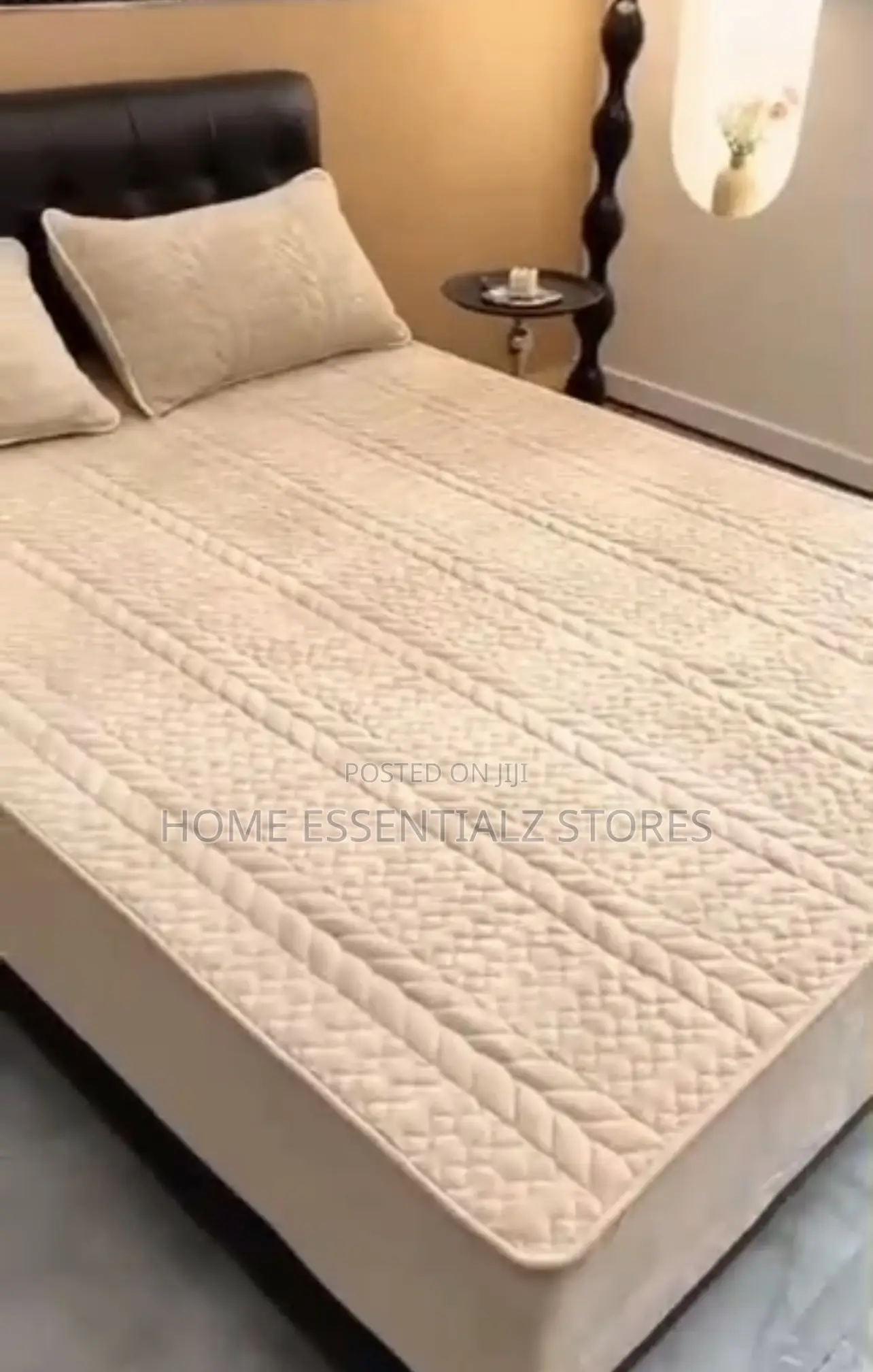 Quilted Fleece Mattress Cover Bedsheet(6x7)- Bedspread Set Pillowcases