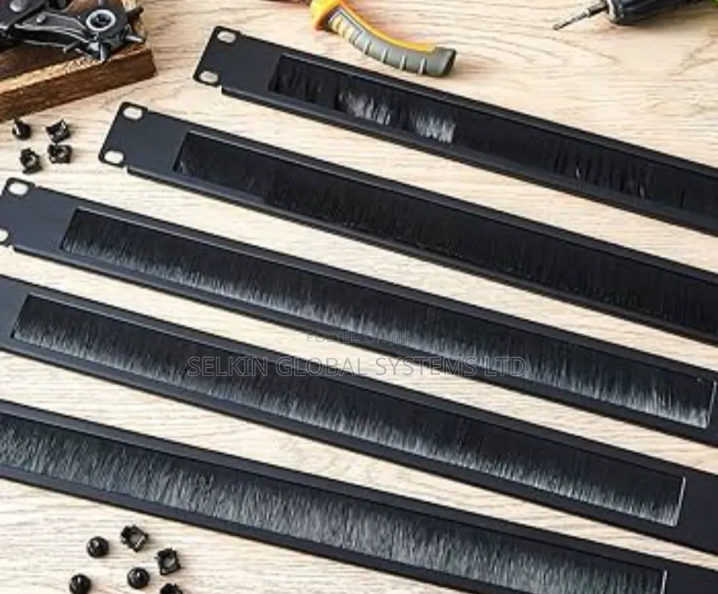 Cable Manager Brush for Rack