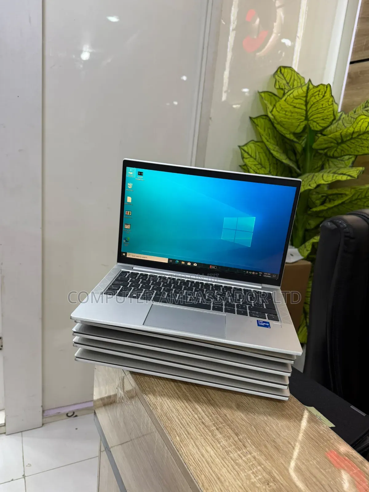 Laptop HP EliteBook 830 G8 16GB Intel Core i7 SSD 256GB