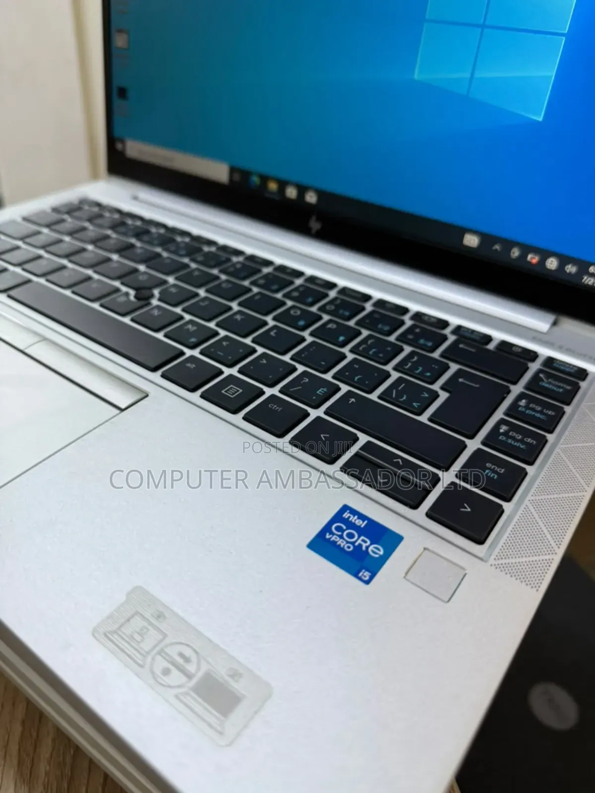 Laptop HP EliteBook 830 G8 16GB Intel Core i7 SSD 256GB