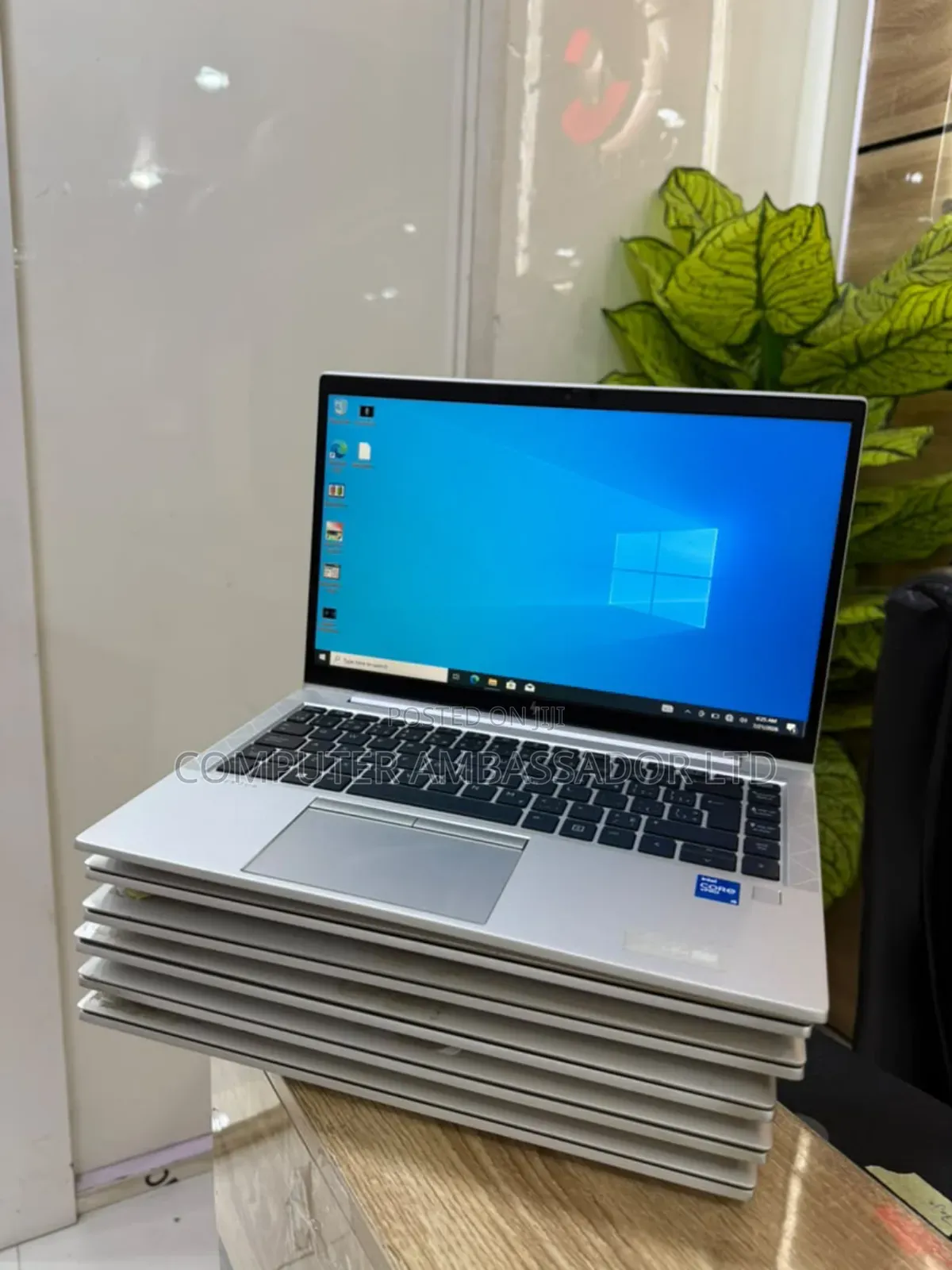 Laptop HP EliteBook 830 G8 16GB Intel Core i7 SSD 256GB