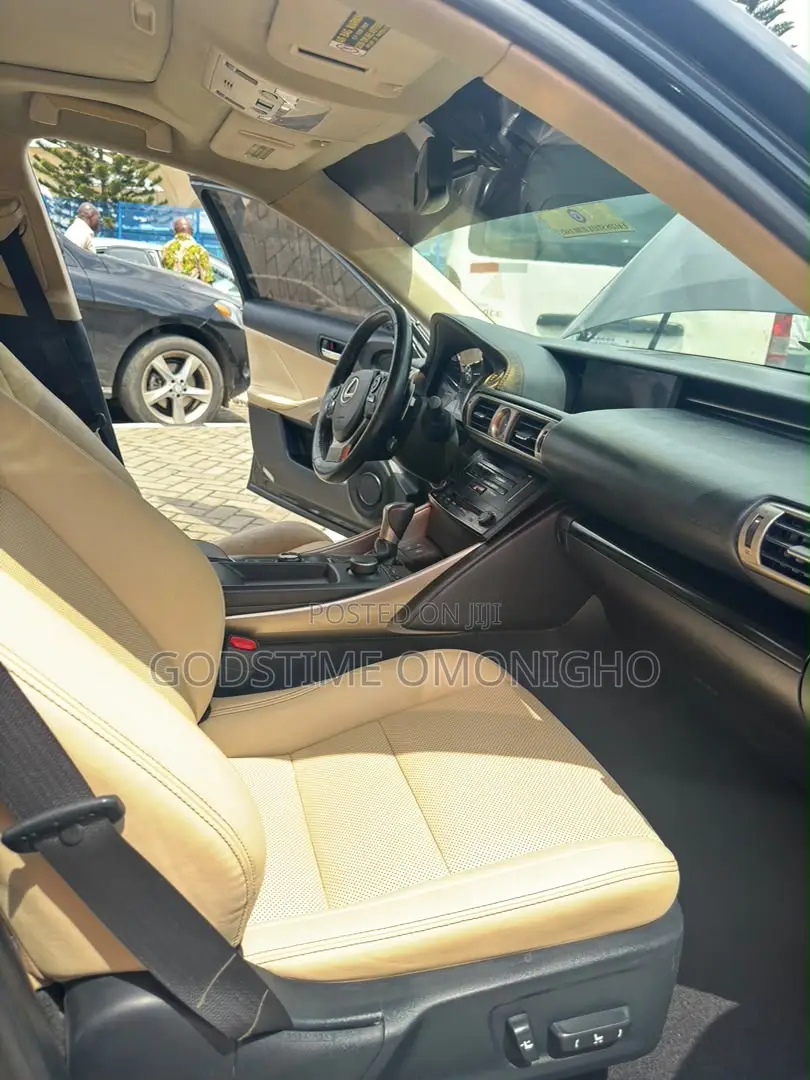 Lexus IS 250 2014 Black