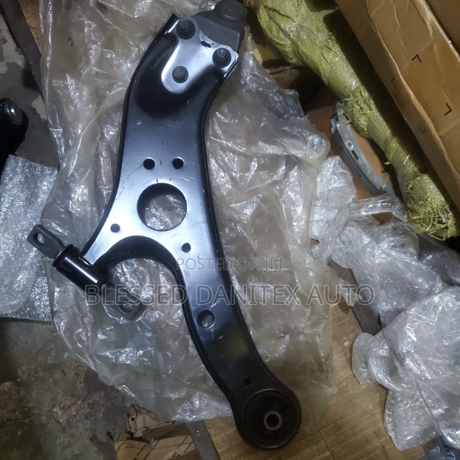Original Complete Lower Arm and Ball Joint forToyota Sienna 2012 /2019