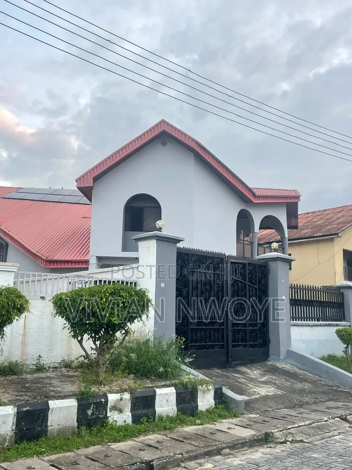 5bdrm Duplex in Crown Estate, Sangotedo for sale