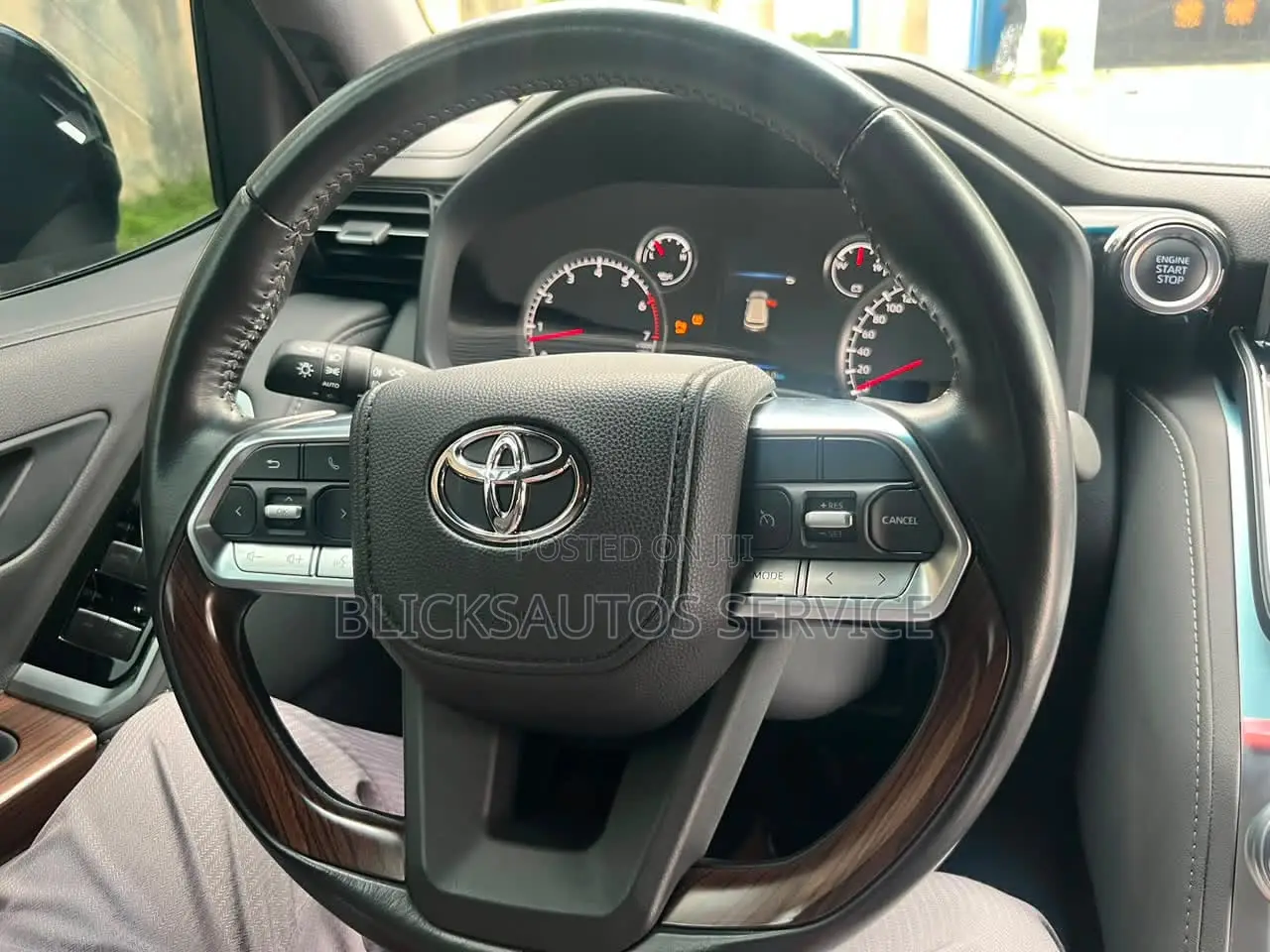 New Toyota Land Cruiser LC300 2024 Black