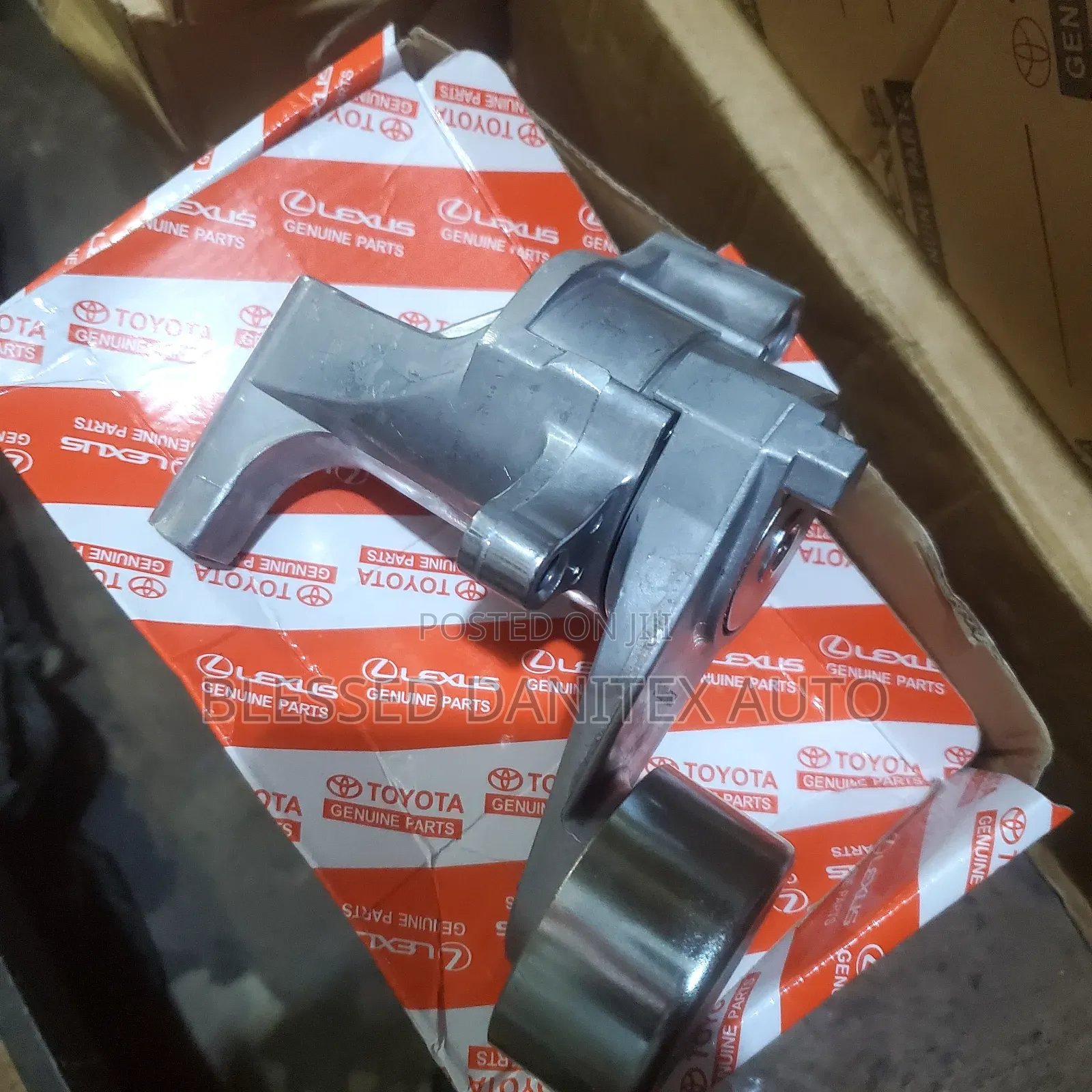 Belt Adjuster for Toyota Hilux, Prado, Haice and Fortuner