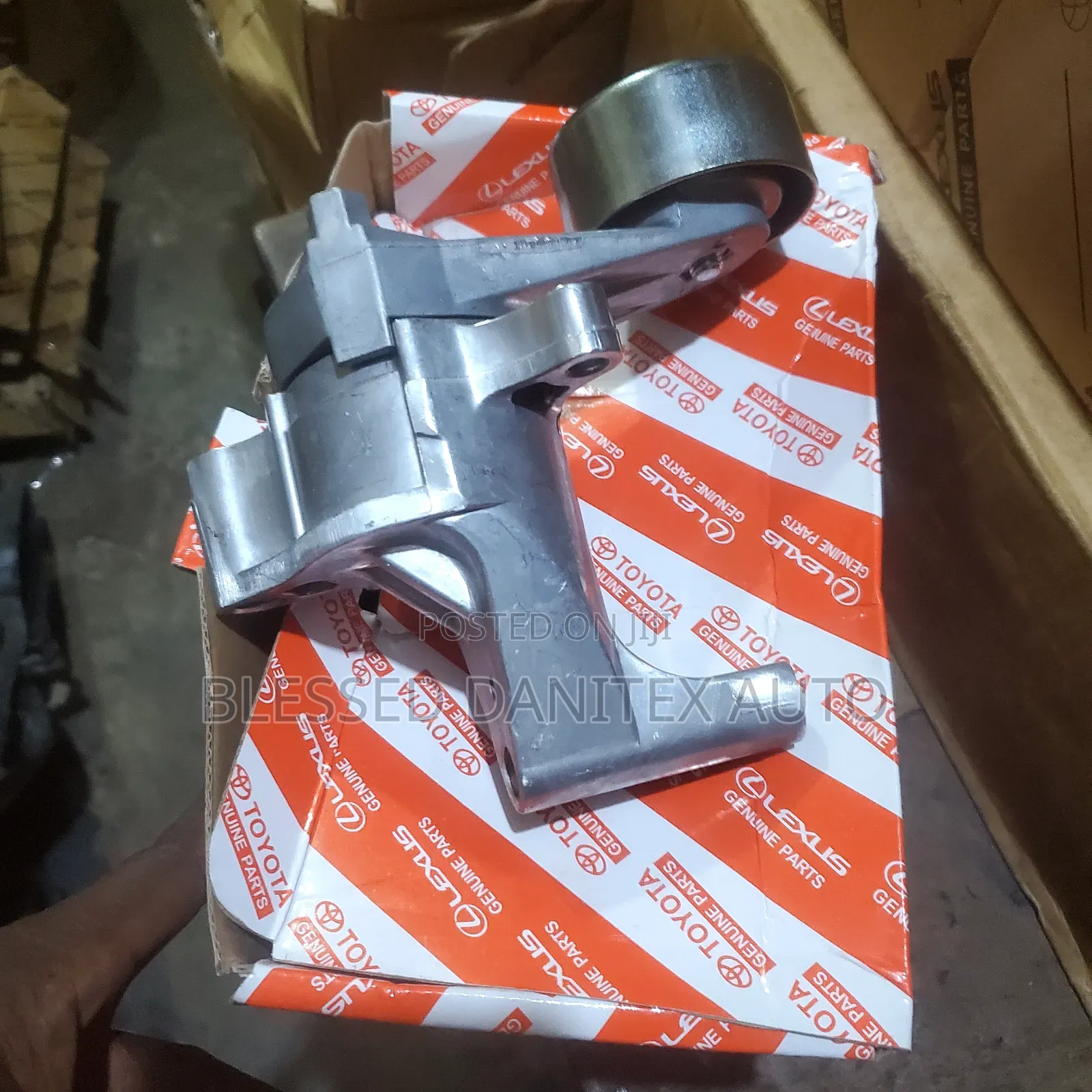 Belt Adjuster for Toyota Hilux, Prado, Haice and Fortuner