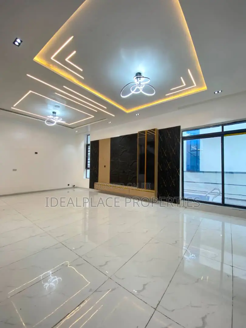 5bdrm Duplex in VGC / Ajah for sale