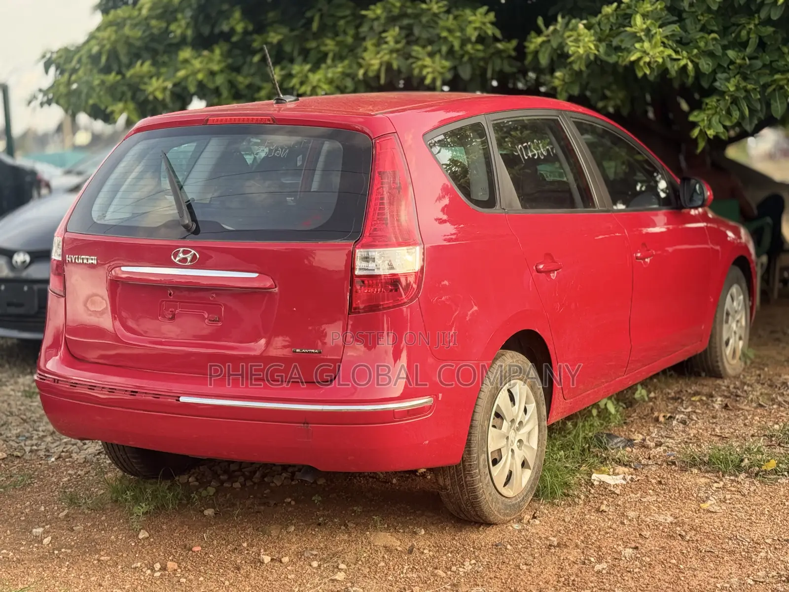 Hyundai Elantra Touring SE Automatic 2010 Red