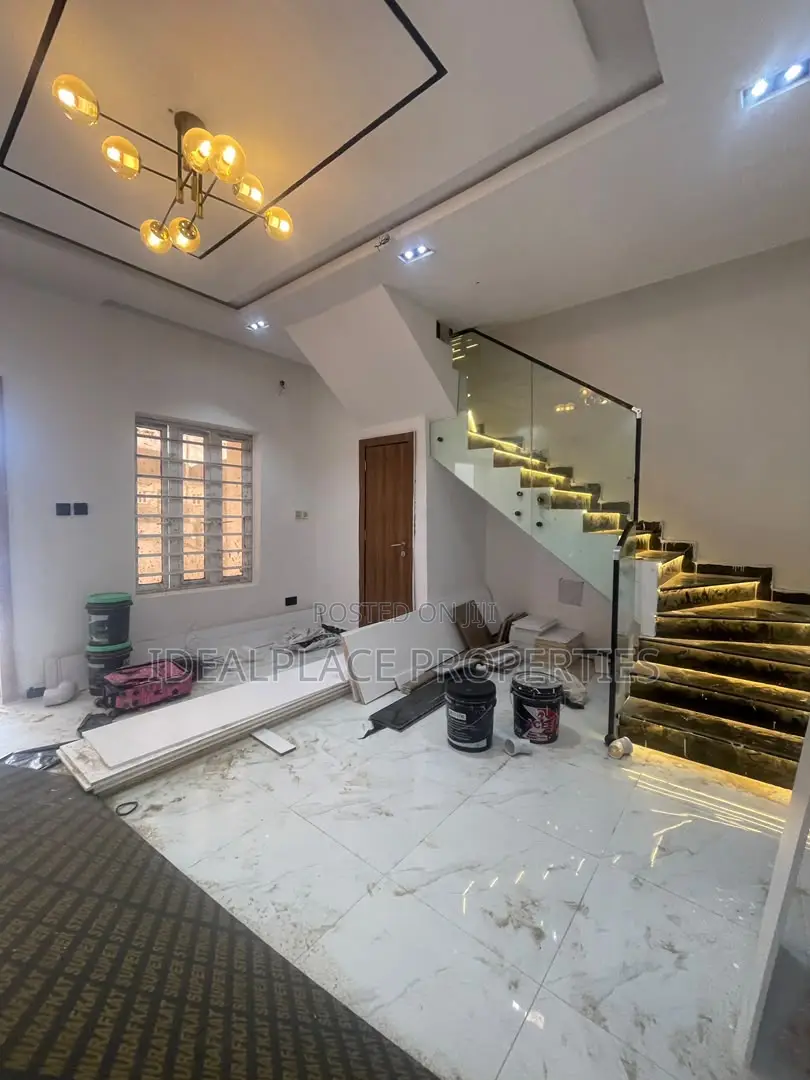 3bdrm Duplex in Sangotedo for sale