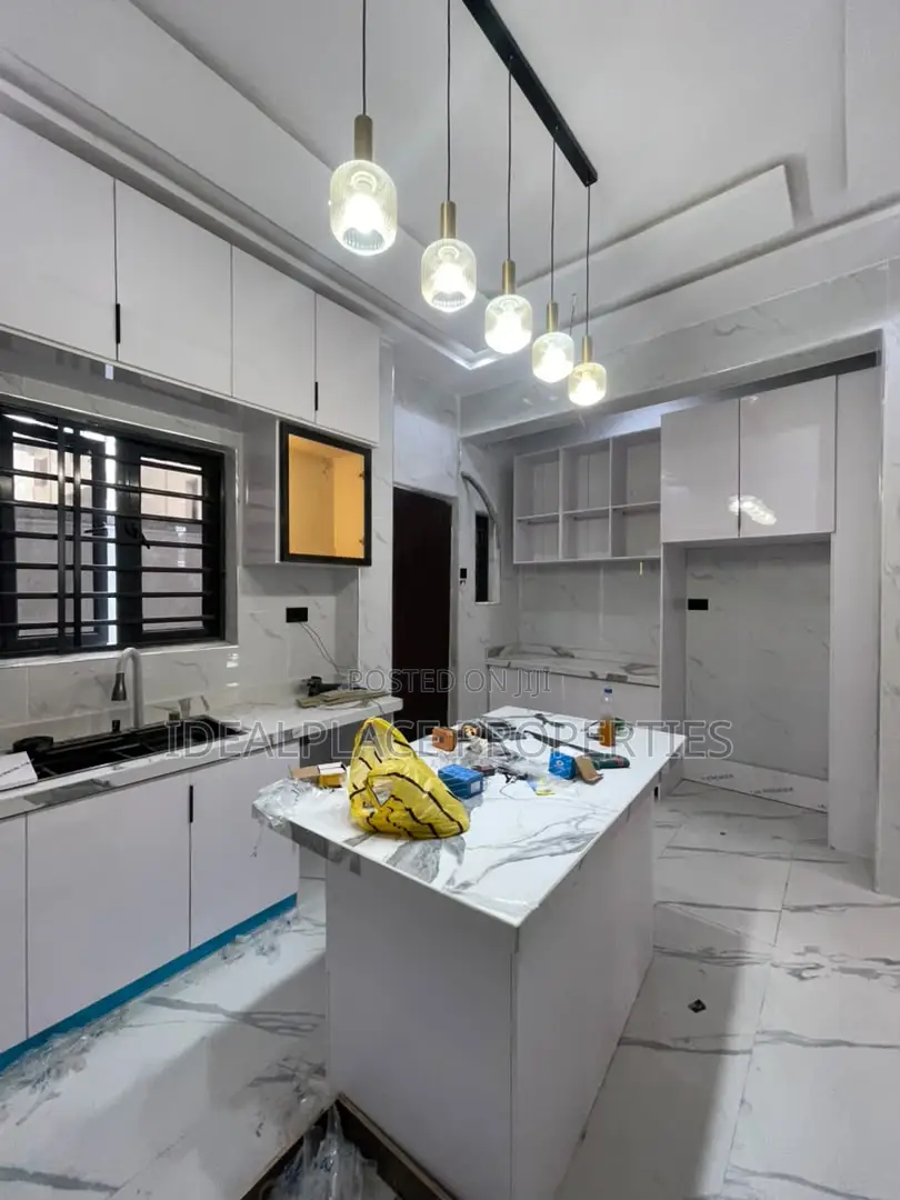4bdrm Duplex in Ikate for sale