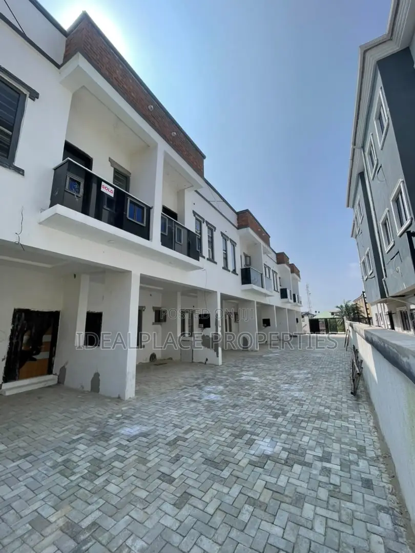 3bdrm Duplex in VGC / Ajah for sale