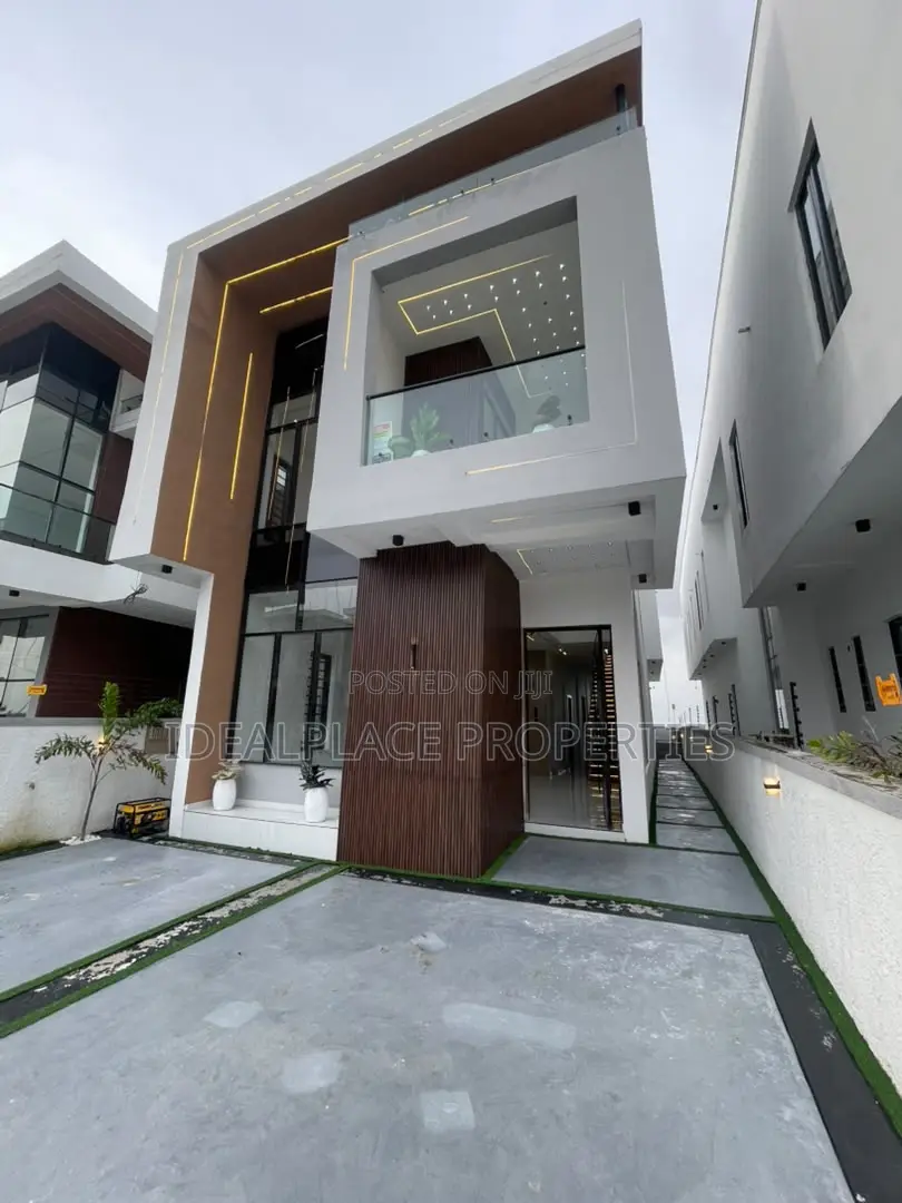 5bdrm Duplex in Ado / Ajah for sale