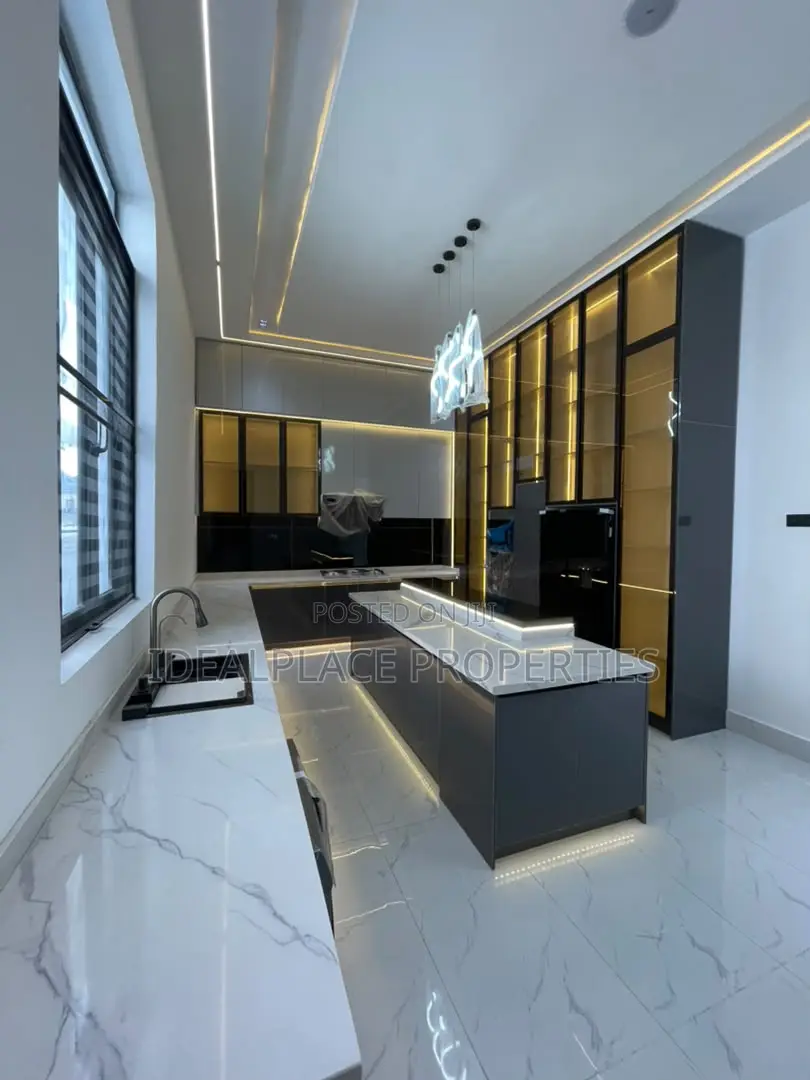 5bdrm Duplex in Megamound Estate, Ikota for sale
