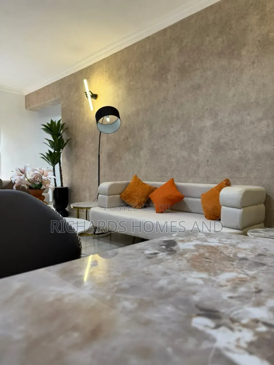 Furnished 2bdrm Apartment in Banana Island for sale
