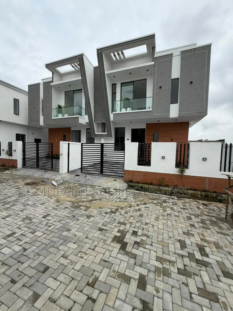 4bdrm Duplex in Ado / Ajah for sale