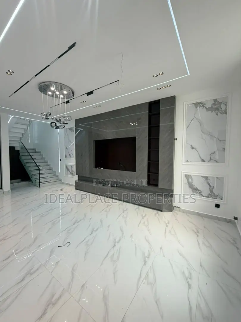 4bdrm Duplex in Ado / Ajah for sale