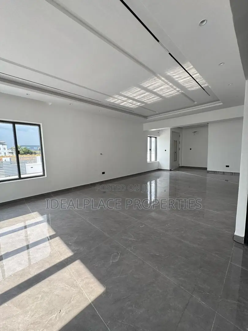 5bdrm Duplex in Royal Garden Estate, VGC / Ajah for sale