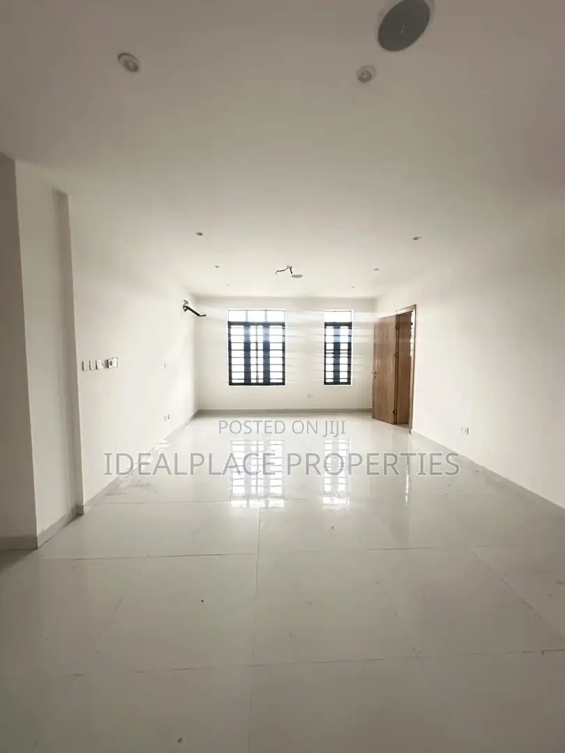 2bdrm Apartment in Ikate for sale